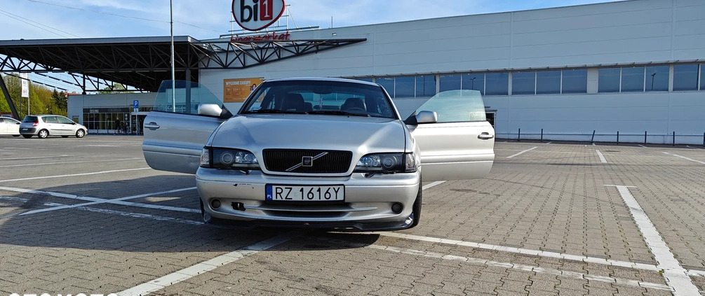 Volvo C70 cena 22900 przebieg: 380786, rok produkcji 1998 z Rzeszów małe 529